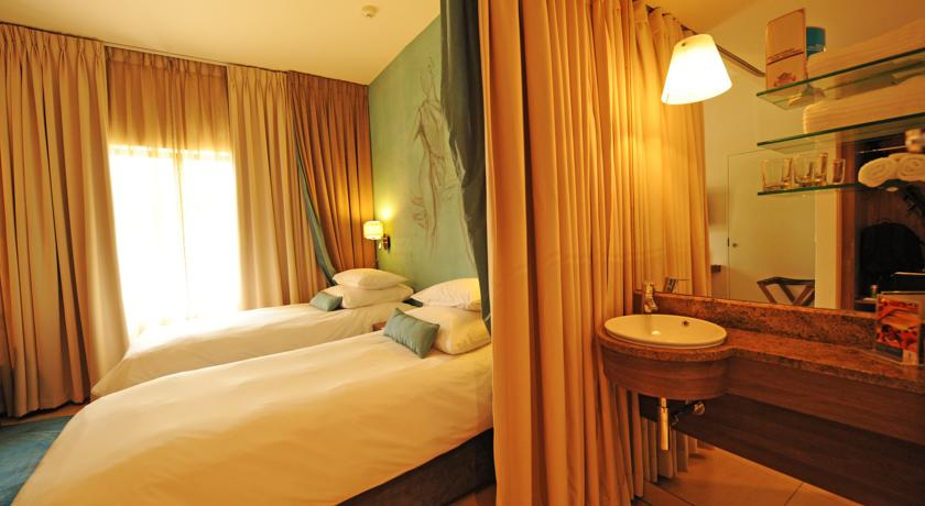 Bedroom 3, Peermont Metcourt at Emperors Palace, Ekurhuleni