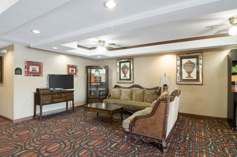 Public Area 3, Quality Inn Midland South, Midland