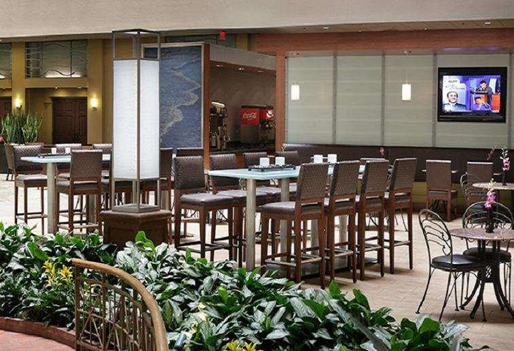Food & Drinks 5, Embassy Suites by Hilton San Diego La Joll, San Diego