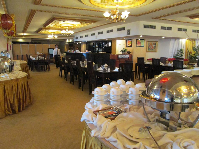 Food & Drinks, Twin Plaza, West Jakarta