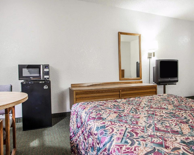 Others, KCI Lodge, Kansas City