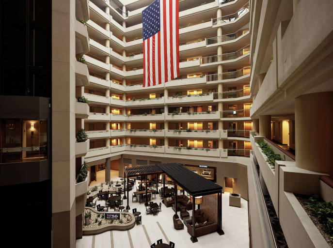Public Area 2, Embassy Suites by Hilton Crystal City National Air, Arlington