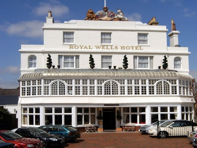 Exterior & Views 3, Royal Wells Hotel, Kent
