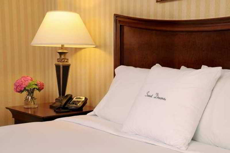 Doubletree Guest Suites Lexington , Fayette