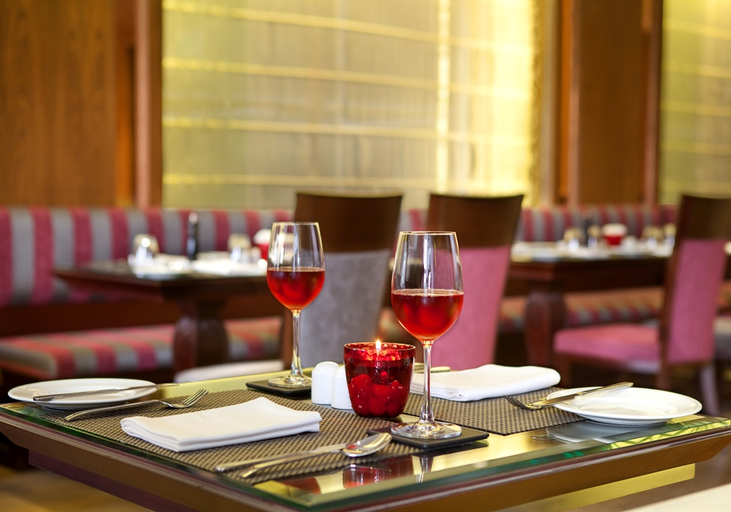 Food & Drinks 5, The Fern Residency Gurgaon, Gurgaon