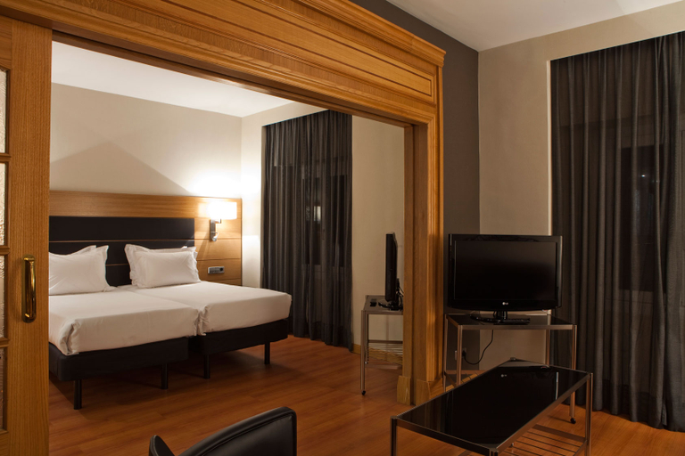 Bedroom 2, AC Hotel Carlton Madrid by Marriott, Madrid