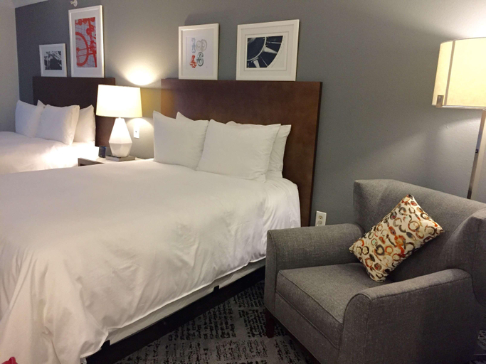 Bedroom 3, Pace Hotel Addison, Dallas
