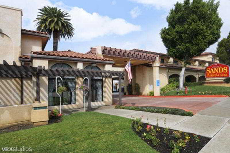 Exterior & Views 2, Sands Inn & Suites, San Luis Obispo
