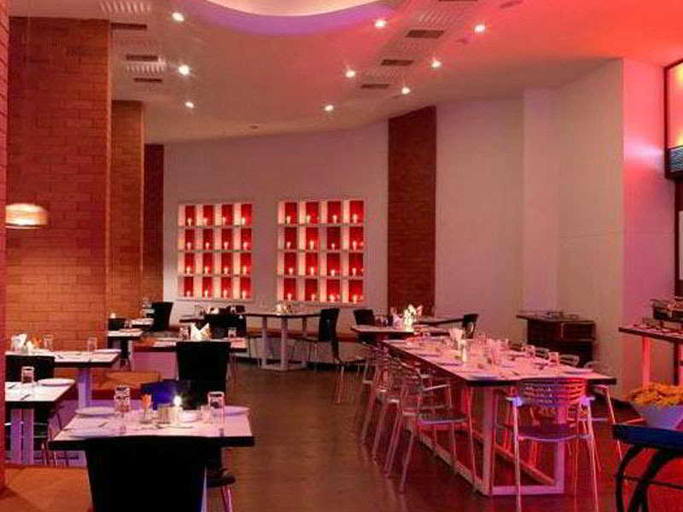 Food & Drinks 5, THE CENT Sandhya Hotel, Hyderabad