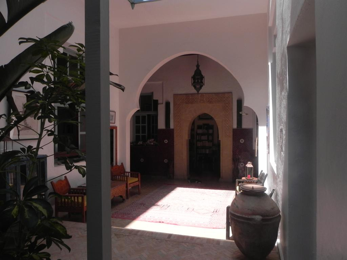 Public Area 3, Ryad Watier, Essaouira