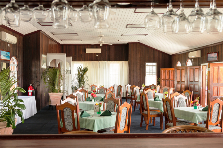 Food & Drinks 4, Kalinago Beach Resort