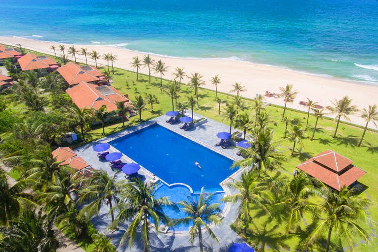 Lapochine Beach Resort, Phú Vang
