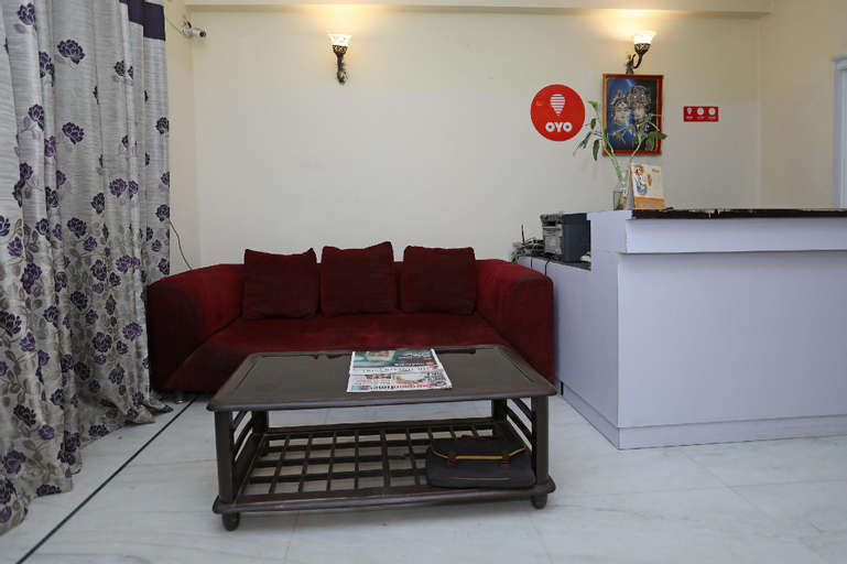 OYO 9299 DLF Phase 4, Gurgaon
