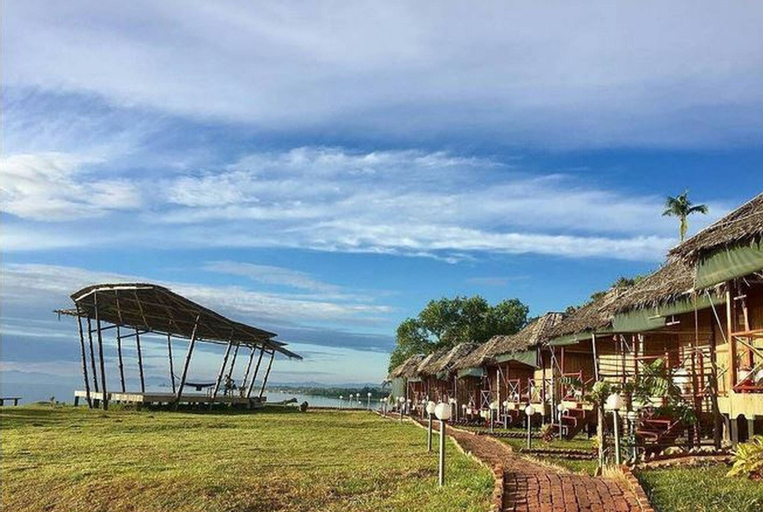 9 Huts on a Hill, Kudat