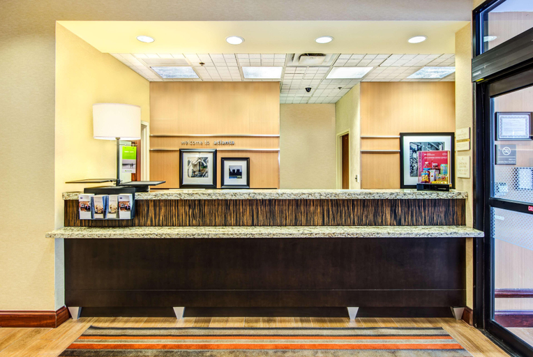 Public Area 2, Hampton Inn & Suites Atlanta-Galleria, Cobb