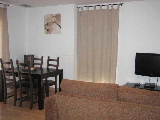 Bedroom 2, Apartamentos Puerta de Ordesa, Huesca