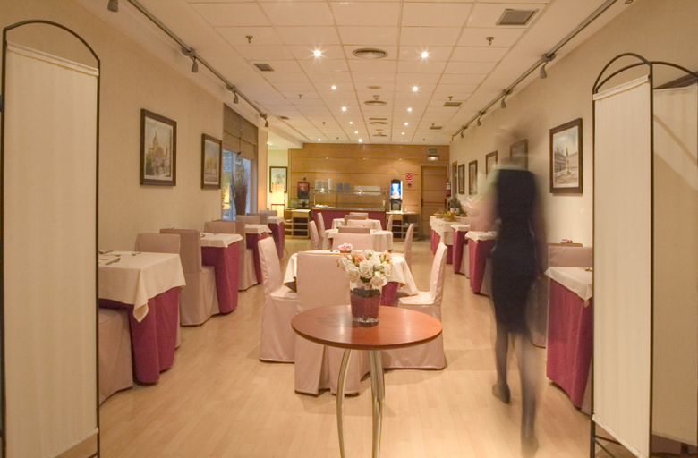 Public Area 2, Infanta Mercedes, Madrid