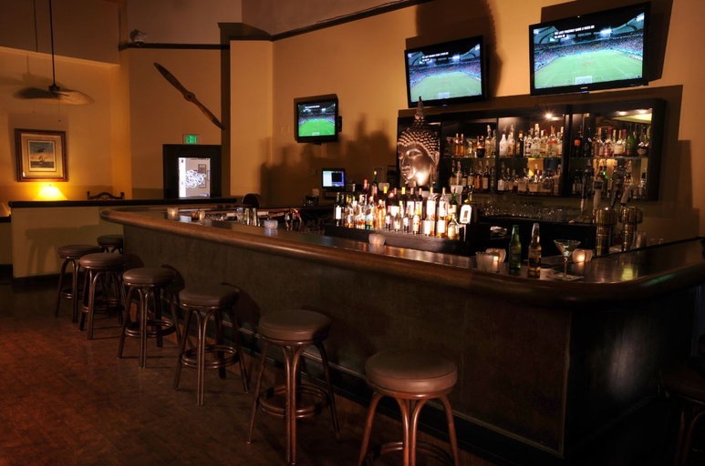 Food & Drinks 5, Airtel Plaza Hotel, Los Angeles