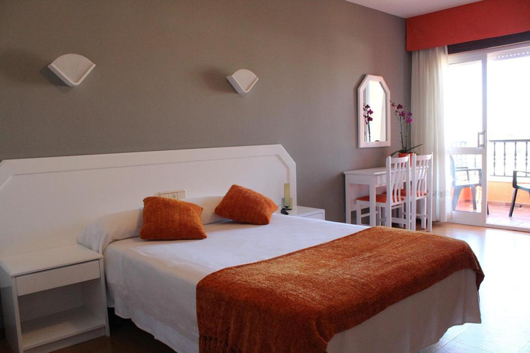 Bedroom 3, Los Naranjos, Pontevedra
