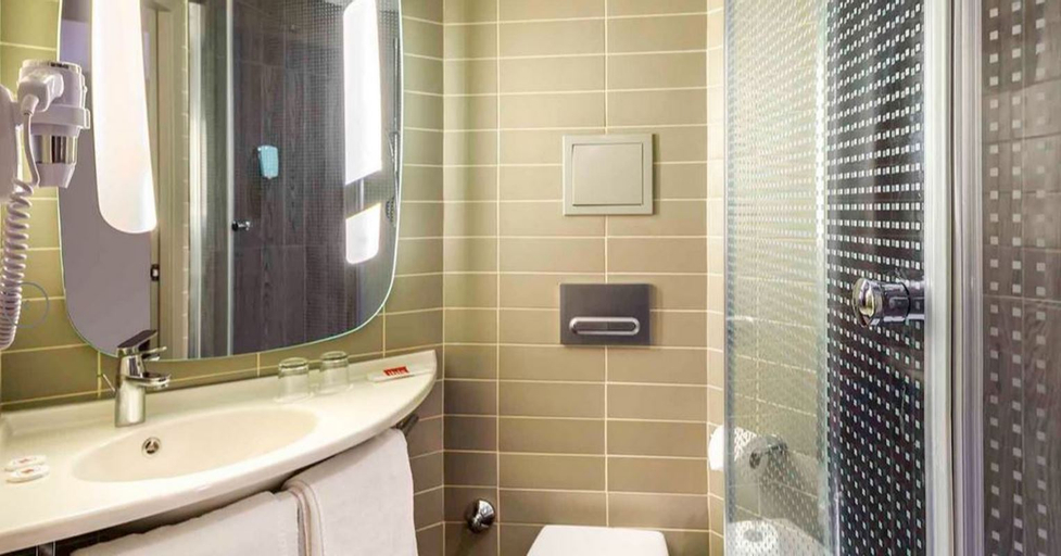 Bathroom 6