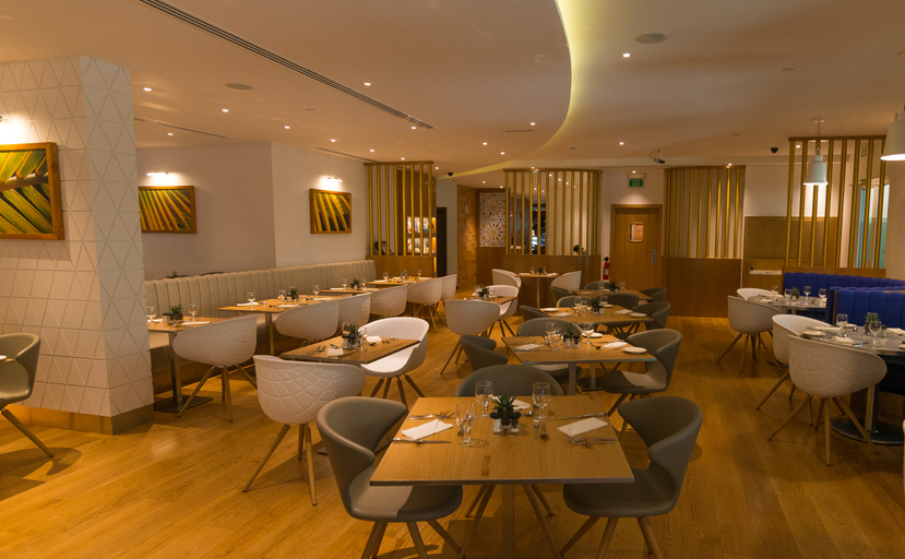 Food & Drinks 4, Premier Inn International Airport, Dubai