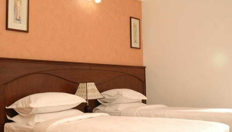 Bedroom 3, The Prabha International Hotel, Gwalior