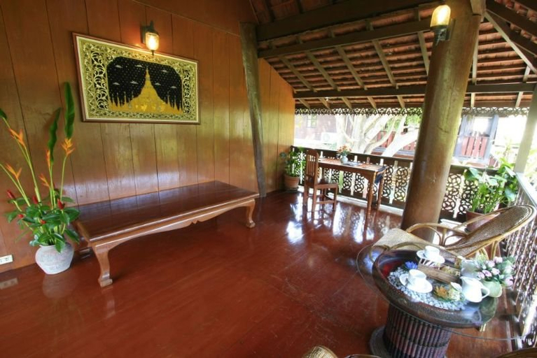 Public Area, Baan Klang Doi, Hang Dong