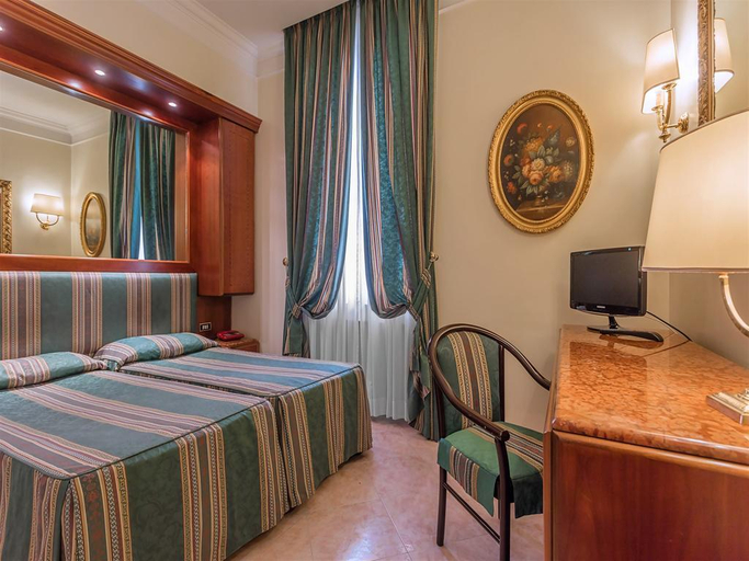 Bedroom 4, Raeli Hotel Luce, Roma