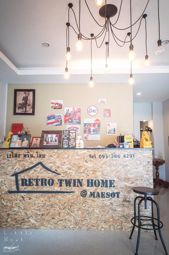 Retro Twin Home at Maesot, Mae Sot