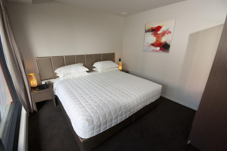 Bedroom, Nesuto Celestion Apartment Hotel, Waitakere