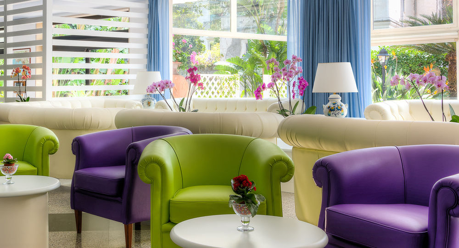 Public Area 4, Hotel Caravel, Napoli