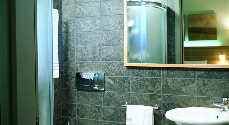 Bathroom 4, Meridiana Country Hotel, Florence