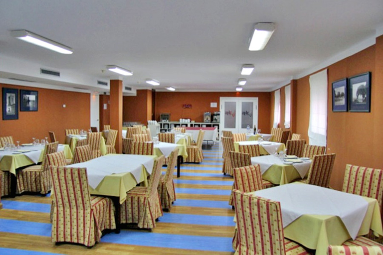 Food & Drinks 5, AHC Caceres, Cáceres