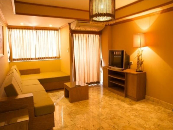 Public Area 3, Jolly Suites & Spa, Chom Thong