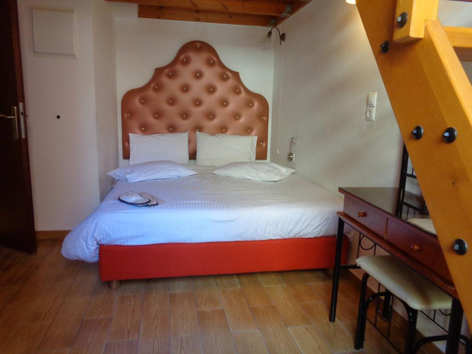 Bedroom 3, Irene Maisonettes, Crete