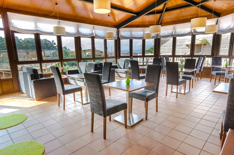 Food & Drinks 4, Cons Da Garda Apartamentos, Pontevedra
