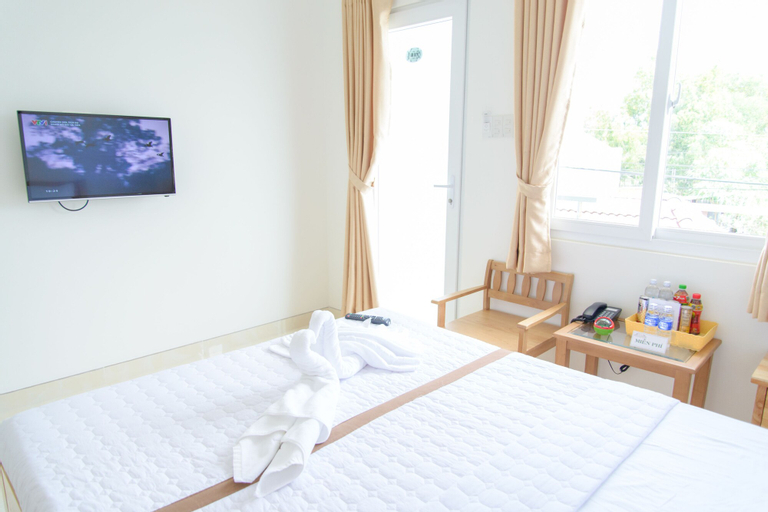 Hung Long Hotel, Giồng Trôm