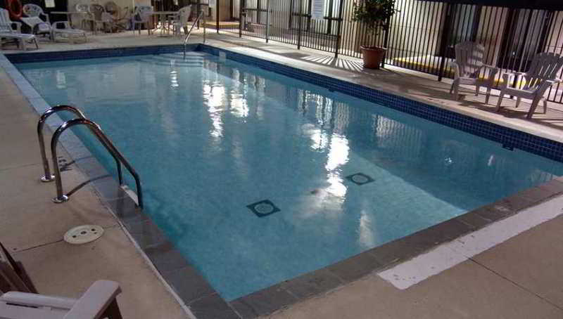 Sport & Beauty, Country Inn & Suites Radisson Toronto Mississauga, Peel