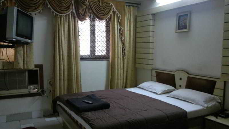 Bedroom 2, Sealord, Mumbai City