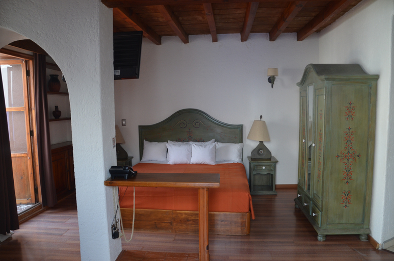 Bedroom 3, Meson De La Merced Hotel & Suites, Querétaro