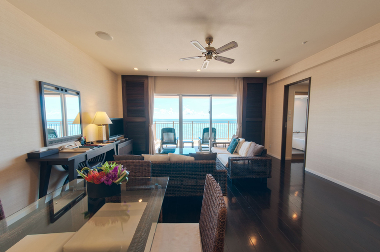 Dining Room 7