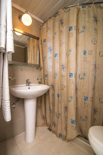 Bathroom 4, Megim, Crete