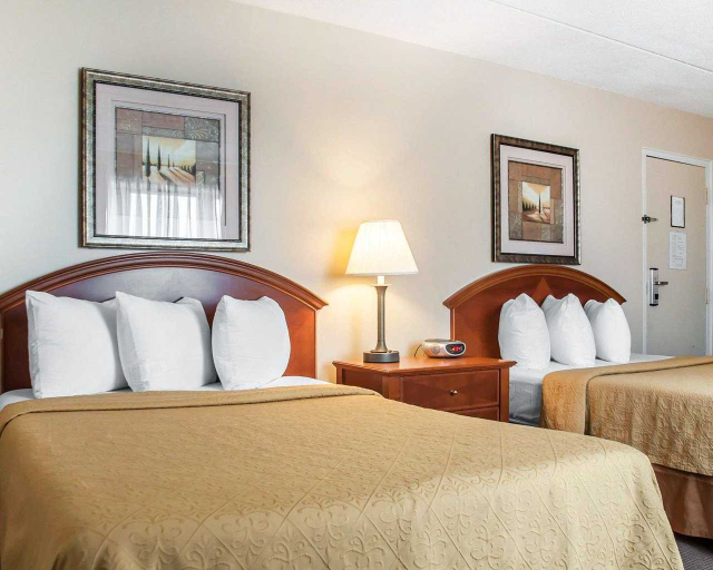 Bedroom 3, Rodeway Inn Niagara Falls, Niagara