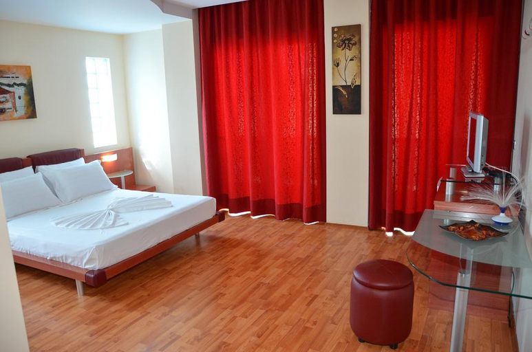 Bedroom 3, Brilant, Sarandës