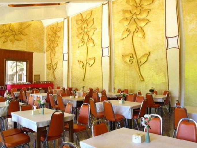 Food & Drinks, Lee Garden Resort, Pattaya