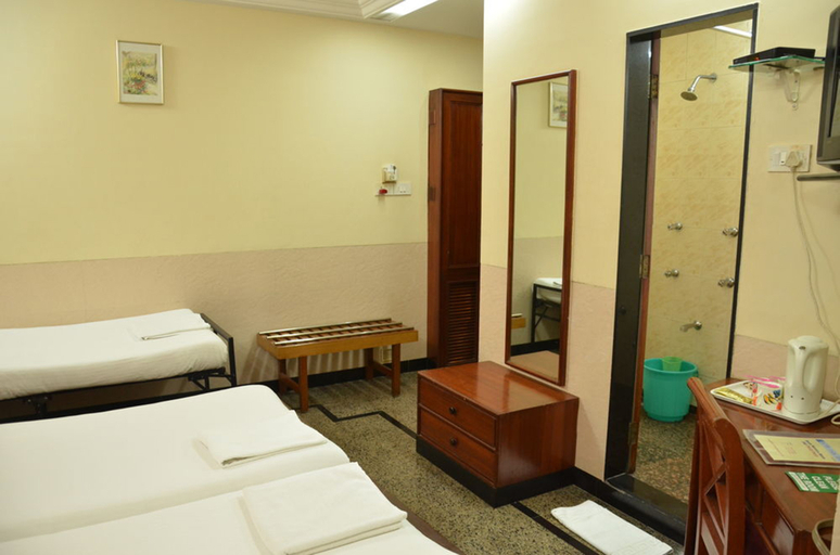 Bathroom 4, Hotel Park View, Mumbai Suburban