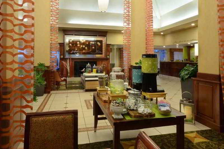 Hilton Garden Inn Greensboro, Guilford