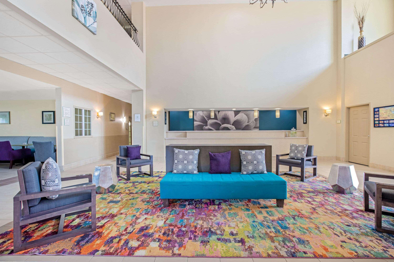 Public Area 2, La Quinta Inn & Suites by Wyndham Corpus Christi Northwest, Nueces