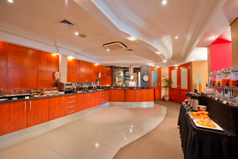 Food & Drinks 4, Protea Hotel Windhoek Fürstenhof, Windhoek West