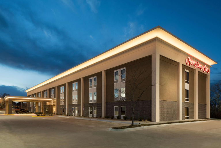 Exterior & Views 1, Hampton Inn Lawrence, Douglas